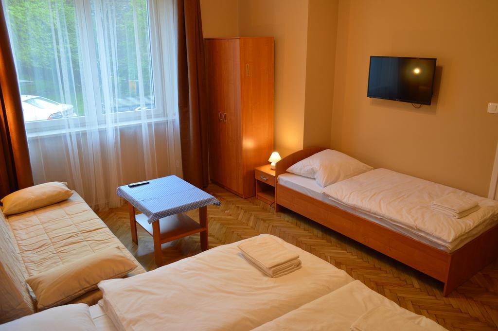 Krovo Apartments Krakow Luaran gambar